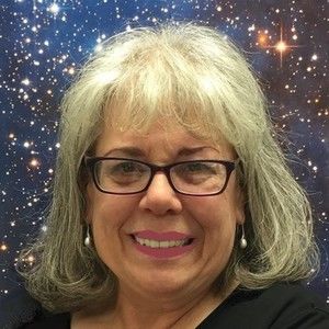 Meet your Posher, Denise